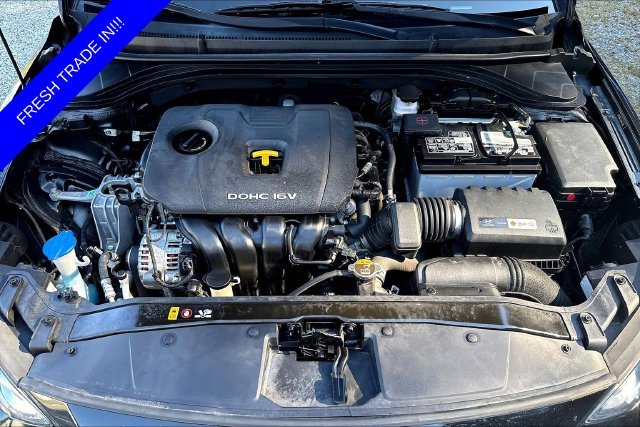 Used 2018 Black Hyundai Value Edition image 32