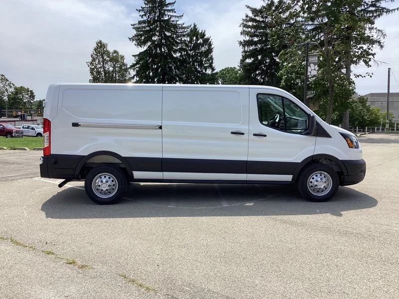 2025 Ford Transit Van Base - Photo 8
