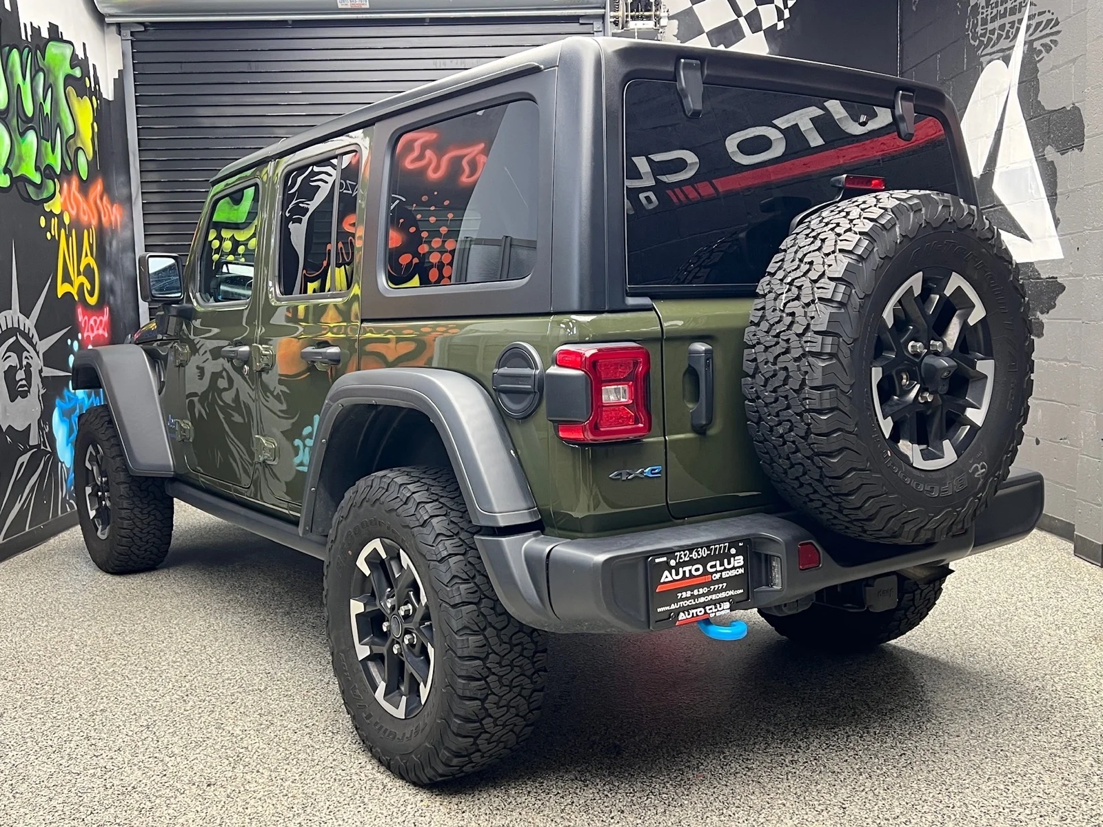 Used 2024 Sarge Green Clear Coat (pgg) Jeep Rubicon 4xe image 4