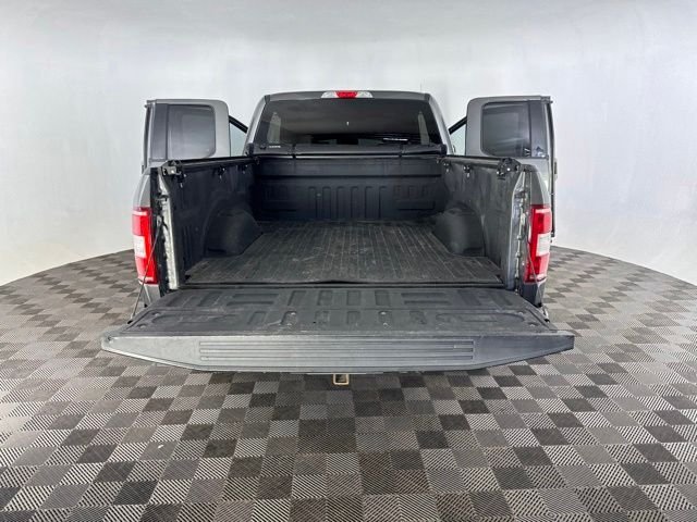 Used 2018 Gray Ford XLT image 18