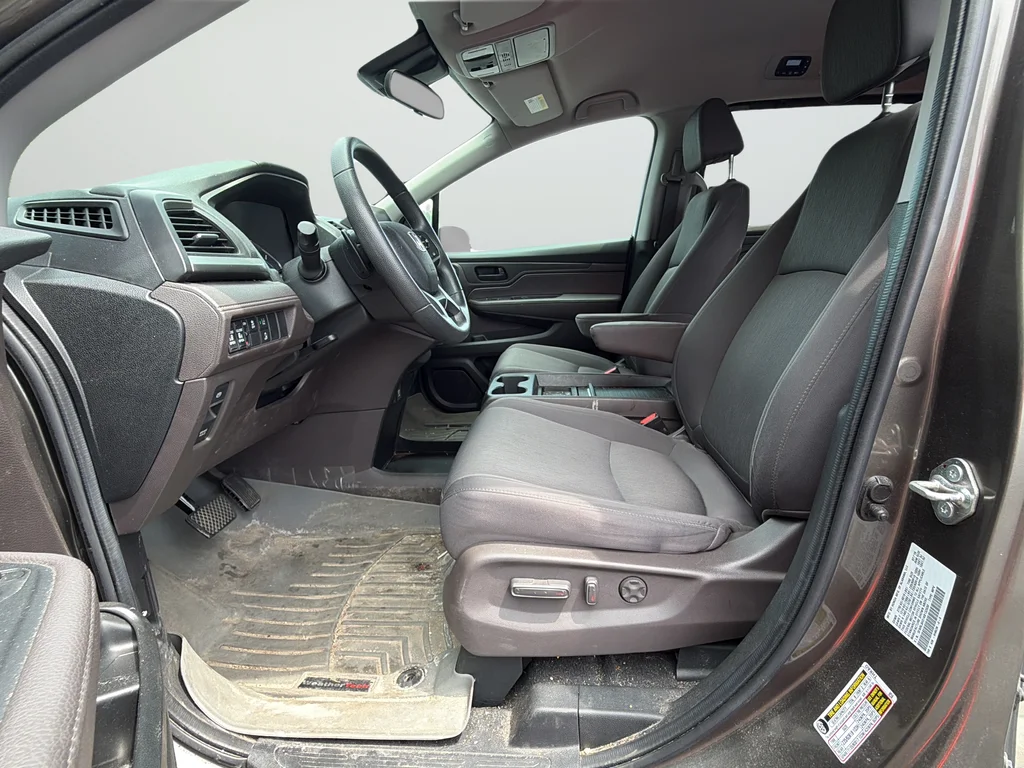 Used 2019 Gray Honda EX image 10