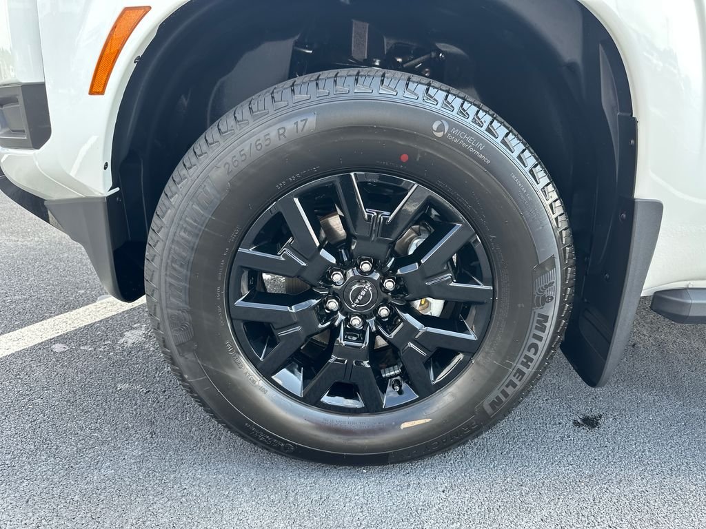 New 2026 Glacier White Nissan Crew Cab SV image 9