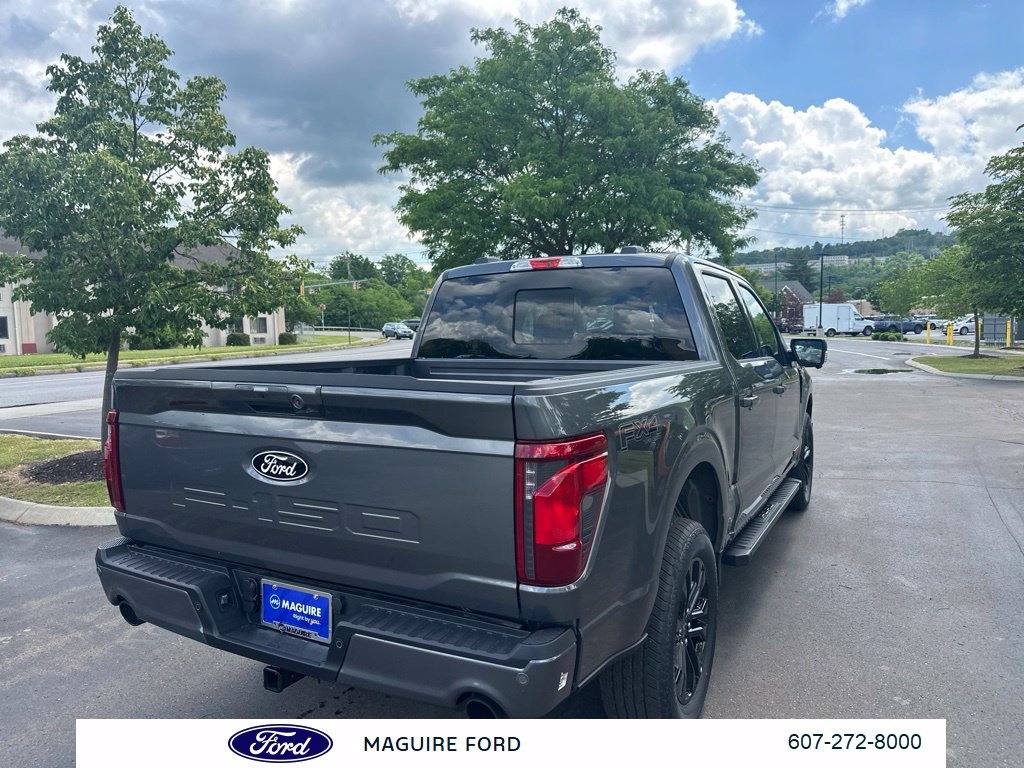 New 2026 Gray Metallic Ford XLT image 4