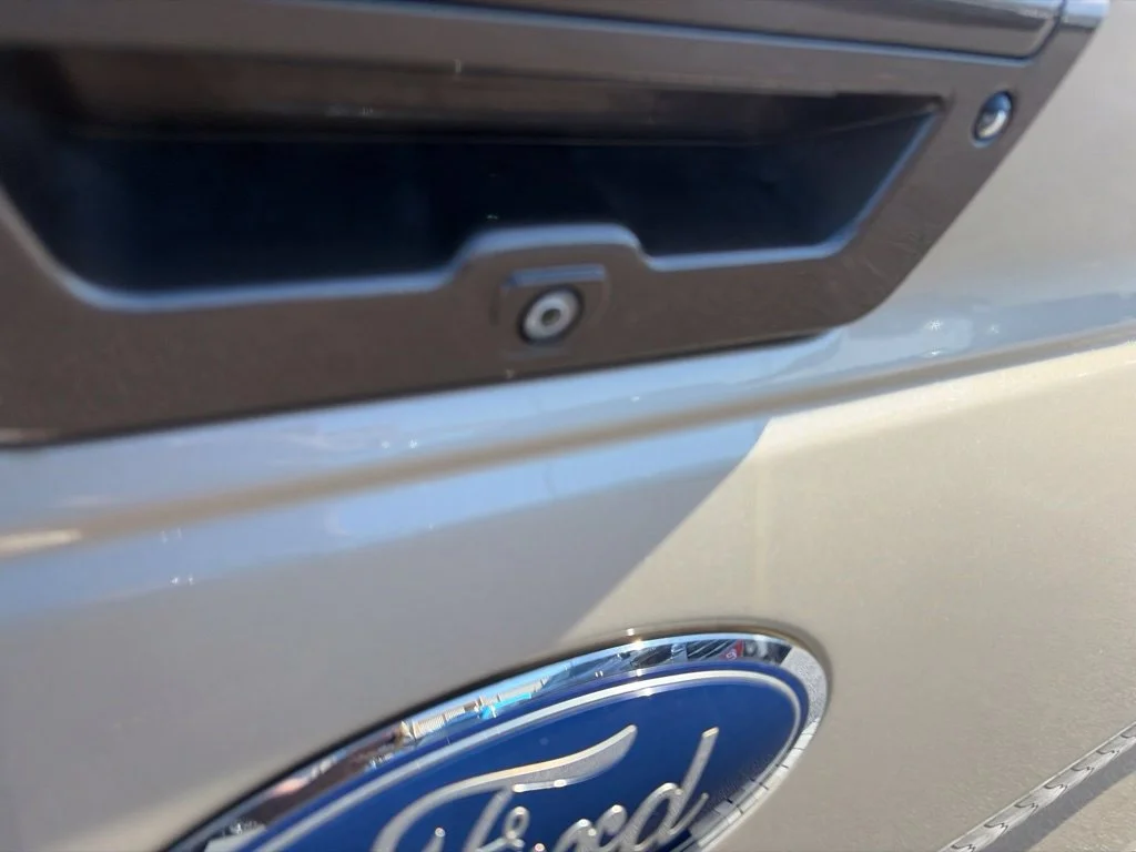 Used 2017 White Gold Ford King Ranch image 35