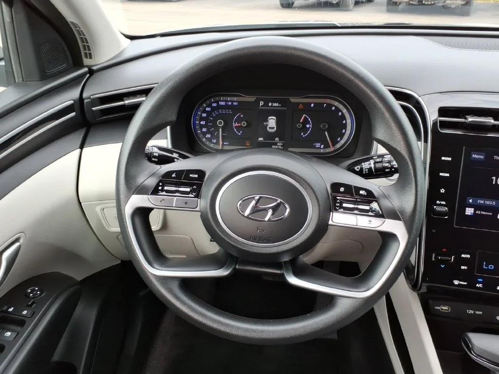 Used 2024 Shimmering Silver Hyundai SEL image 20