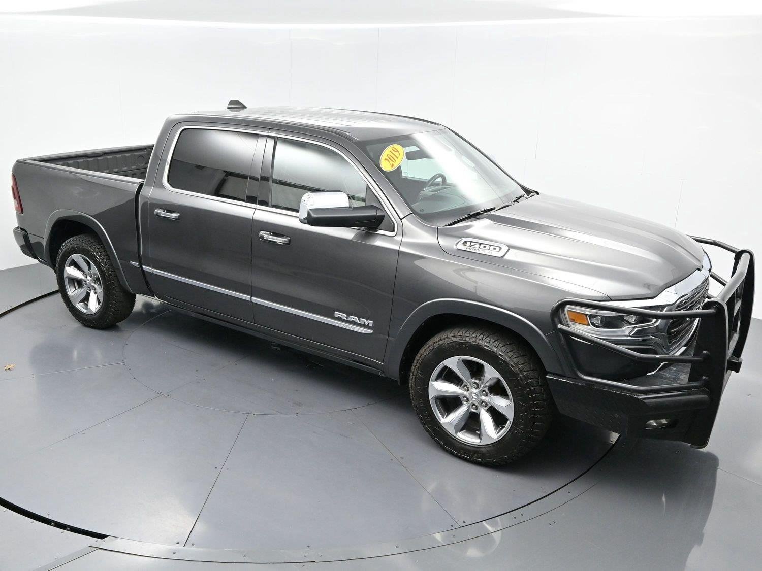 Used 2019 Granite Crystal Metallic Clearcoat Ram Limited image 44