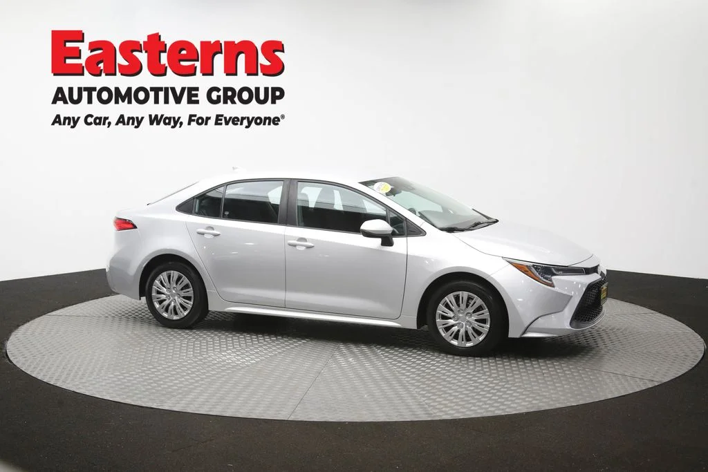 Used 2022 Silver Toyota LE image 46