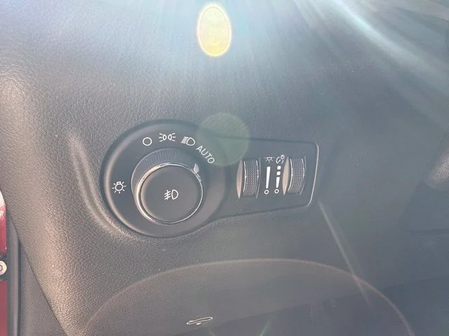 Used 2025 Red Jeep Latitude image 24