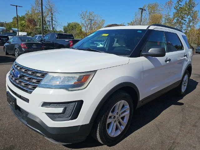 Used 2016 White Ford Base image 23
