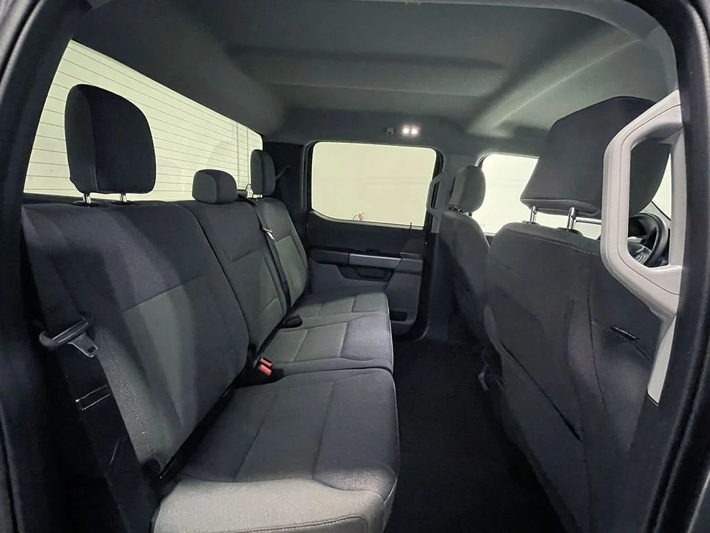 Used 2025 Gray Ford XLT image 21