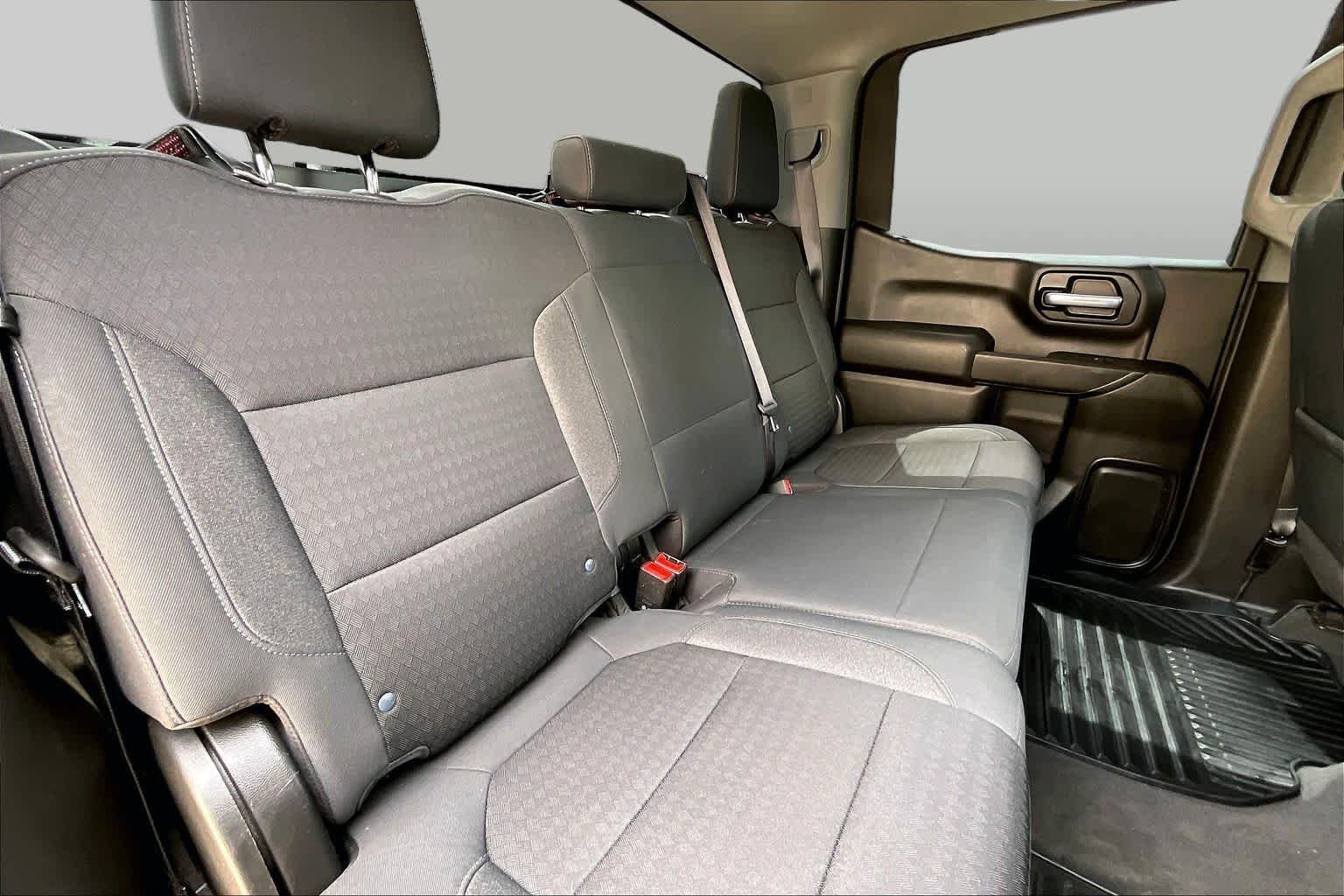 Used 2021 Shadow Gray Metallic Chevrolet LT image 21