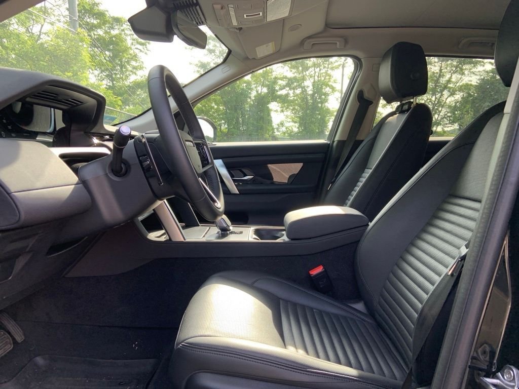 Used 2024 Black Land Rover S image 11