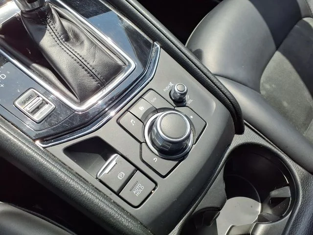 Used 2018 Gray Mazda Touring image 7