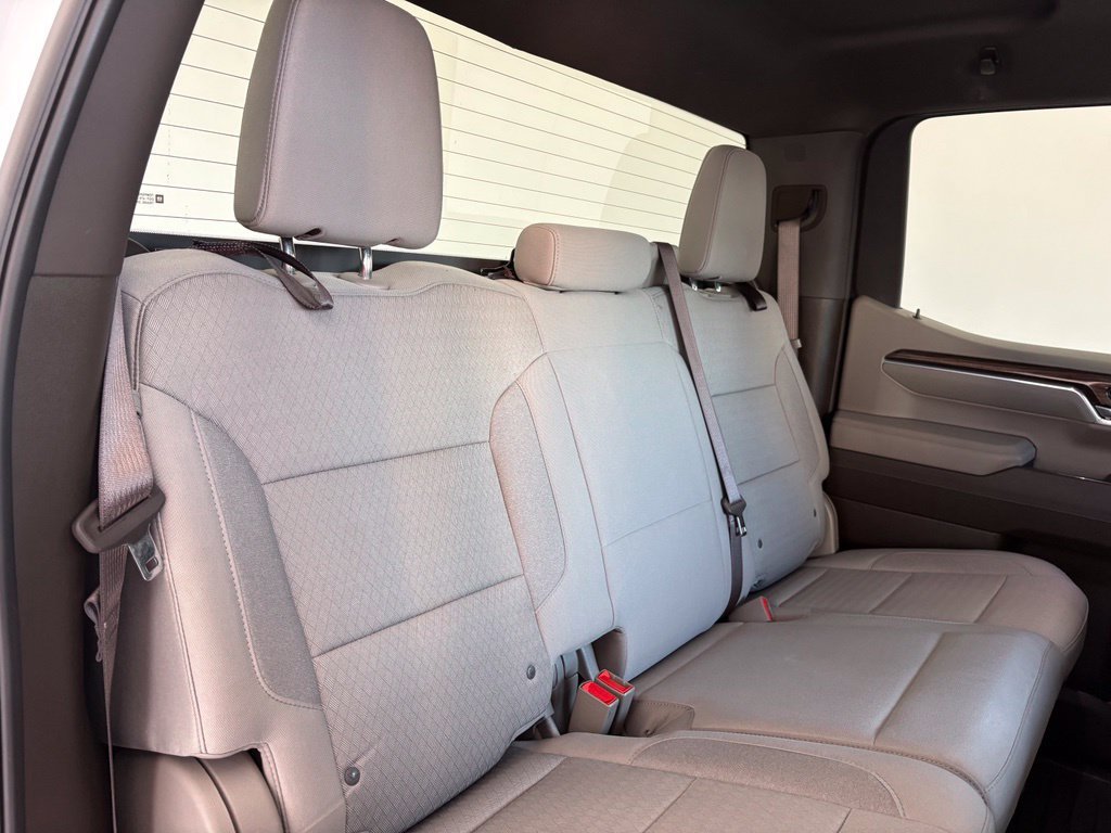 2025 Chevrolet Silverado 1500 LT - Photo 38
