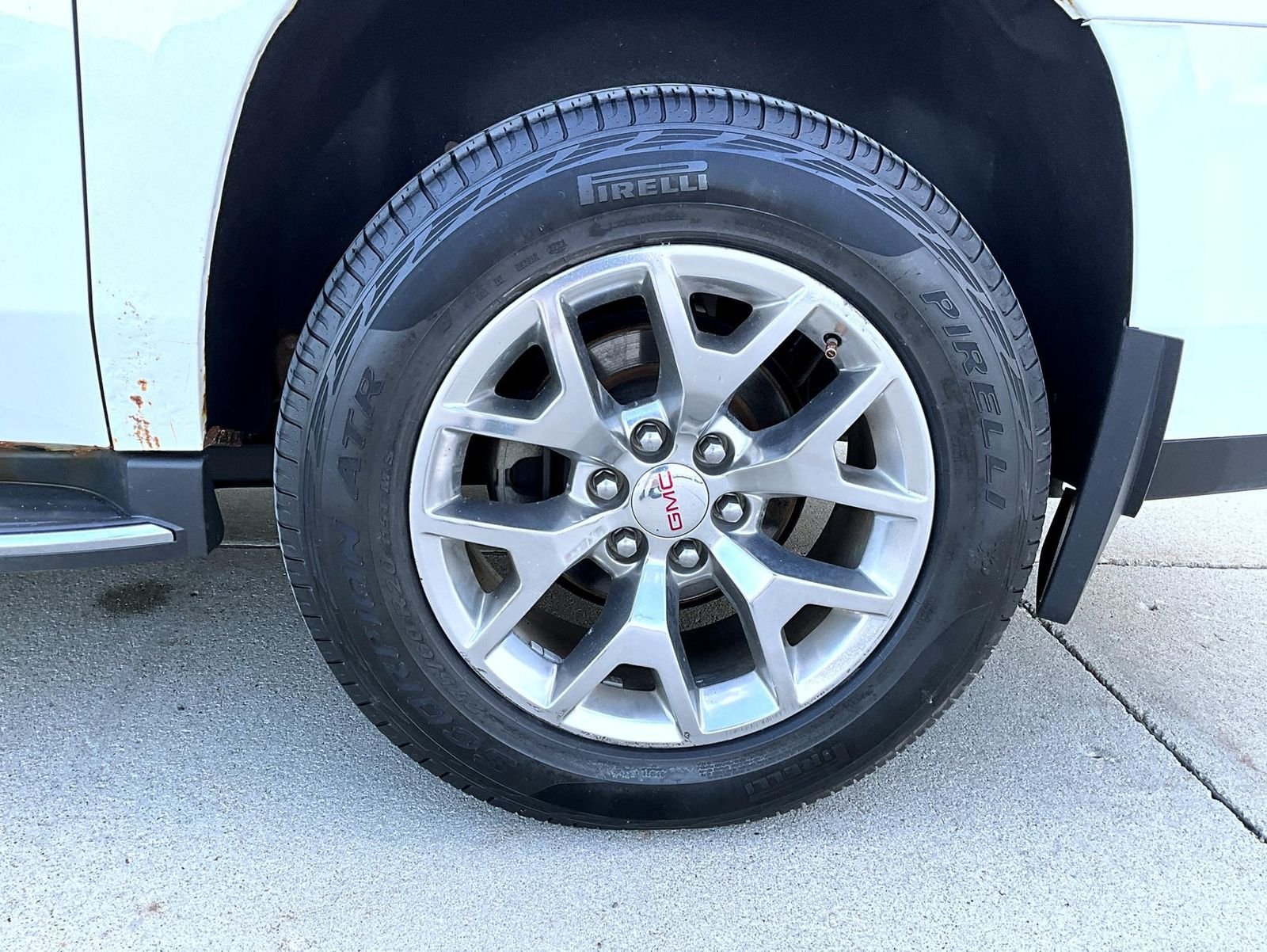 Used 2016 Summit White GMC SLT image 26