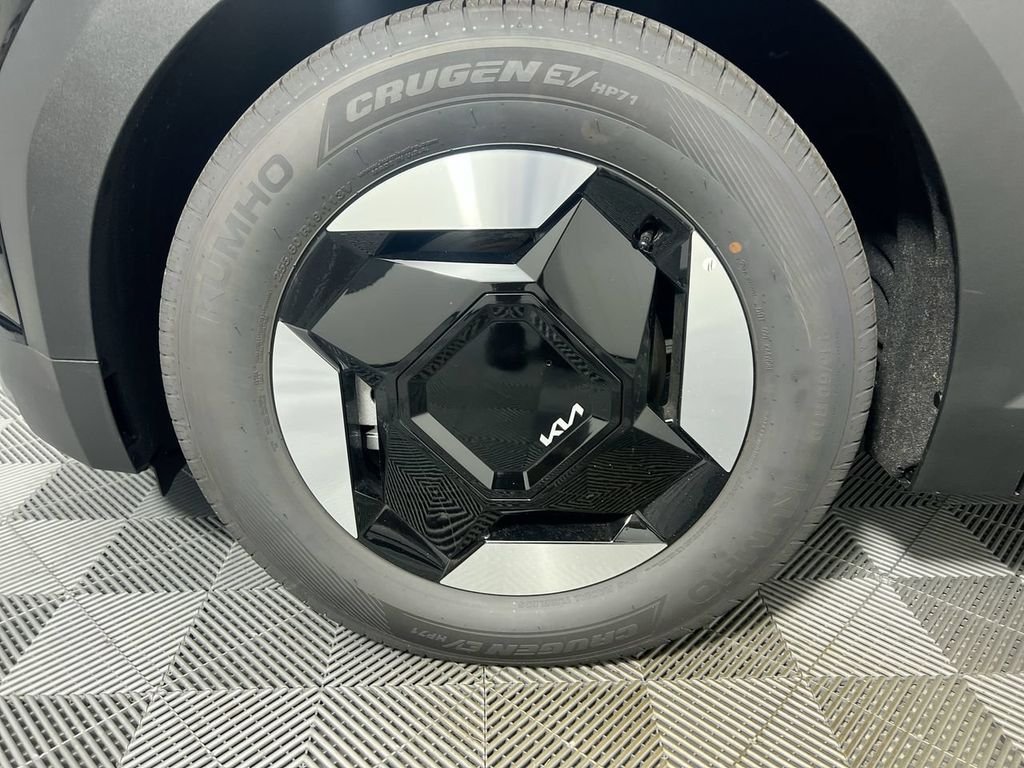 New 2026 Ebony Black Kia Light RWD image 13