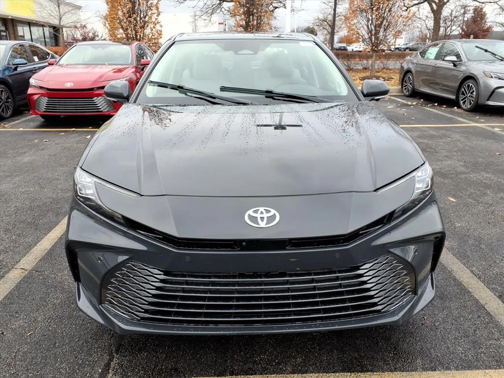2026 Toyota Camry XLE - Photo 8