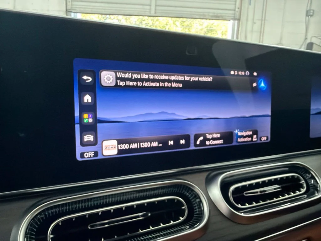 New 2027 White Mercedes-Benz GLS 450 image 17