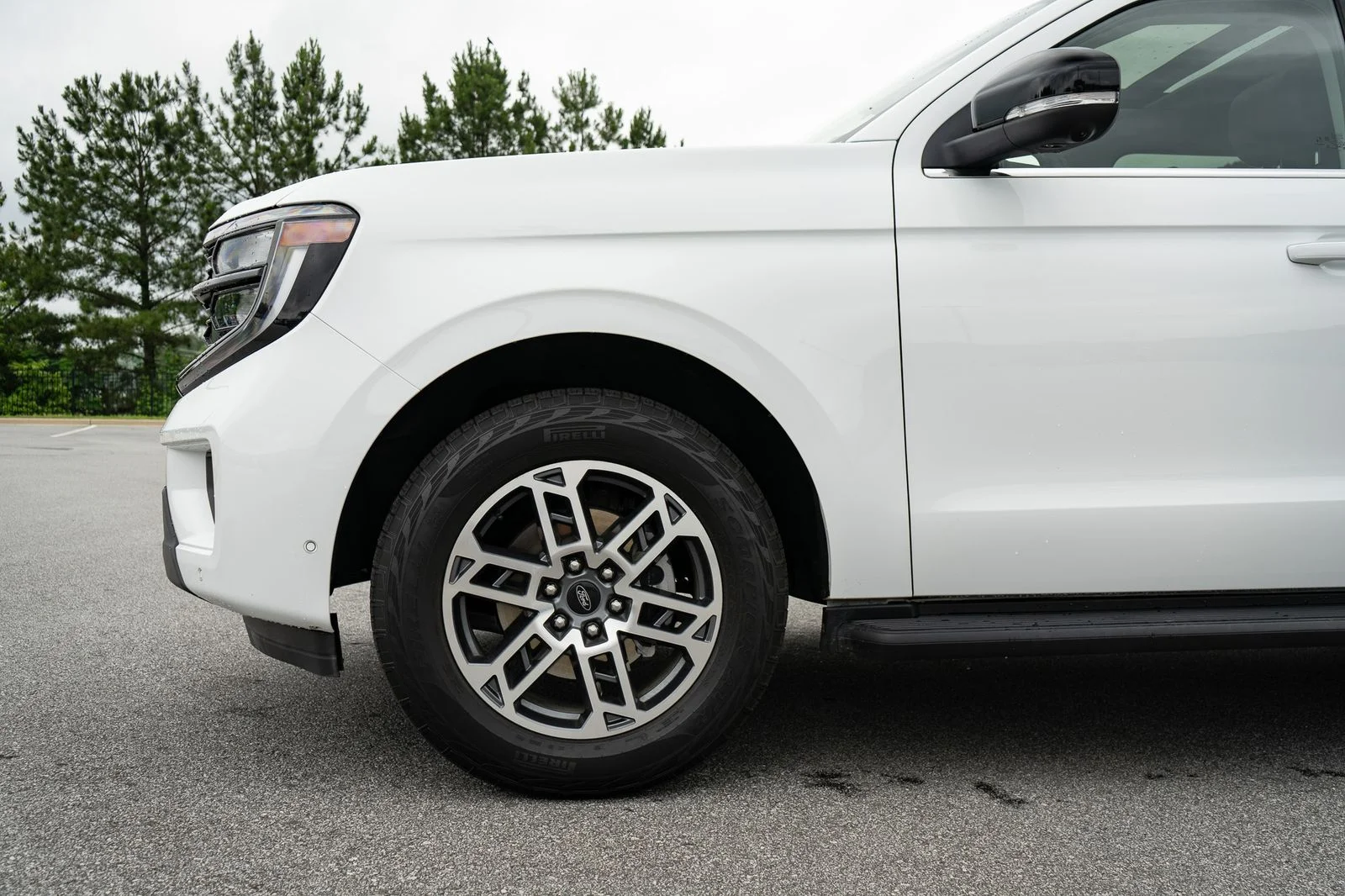 Used 2025 White Ford Active image 4