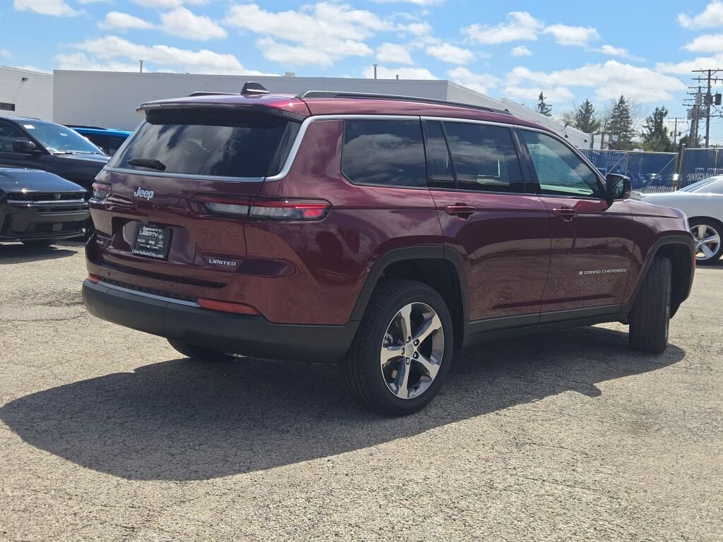 New 2026 Velvet Red Pearl-Coat Exterior Paint Jeep Limited image 12