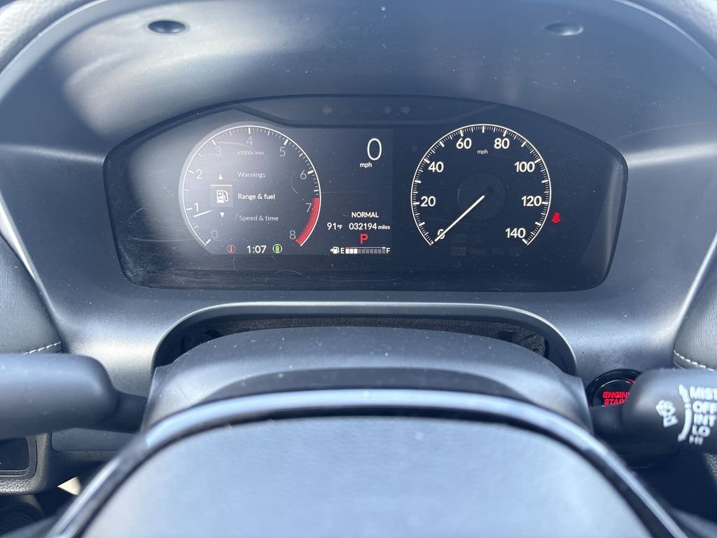 Used 2023 White Honda EX-L image 10