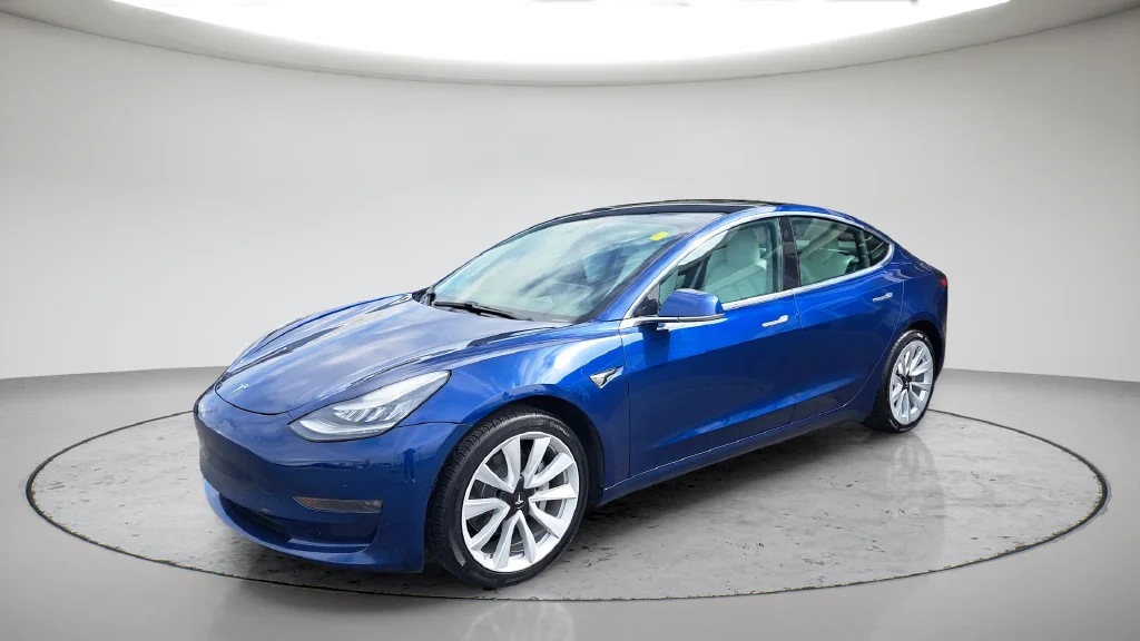 Used 2020 Blue Tesla Long Range image 1