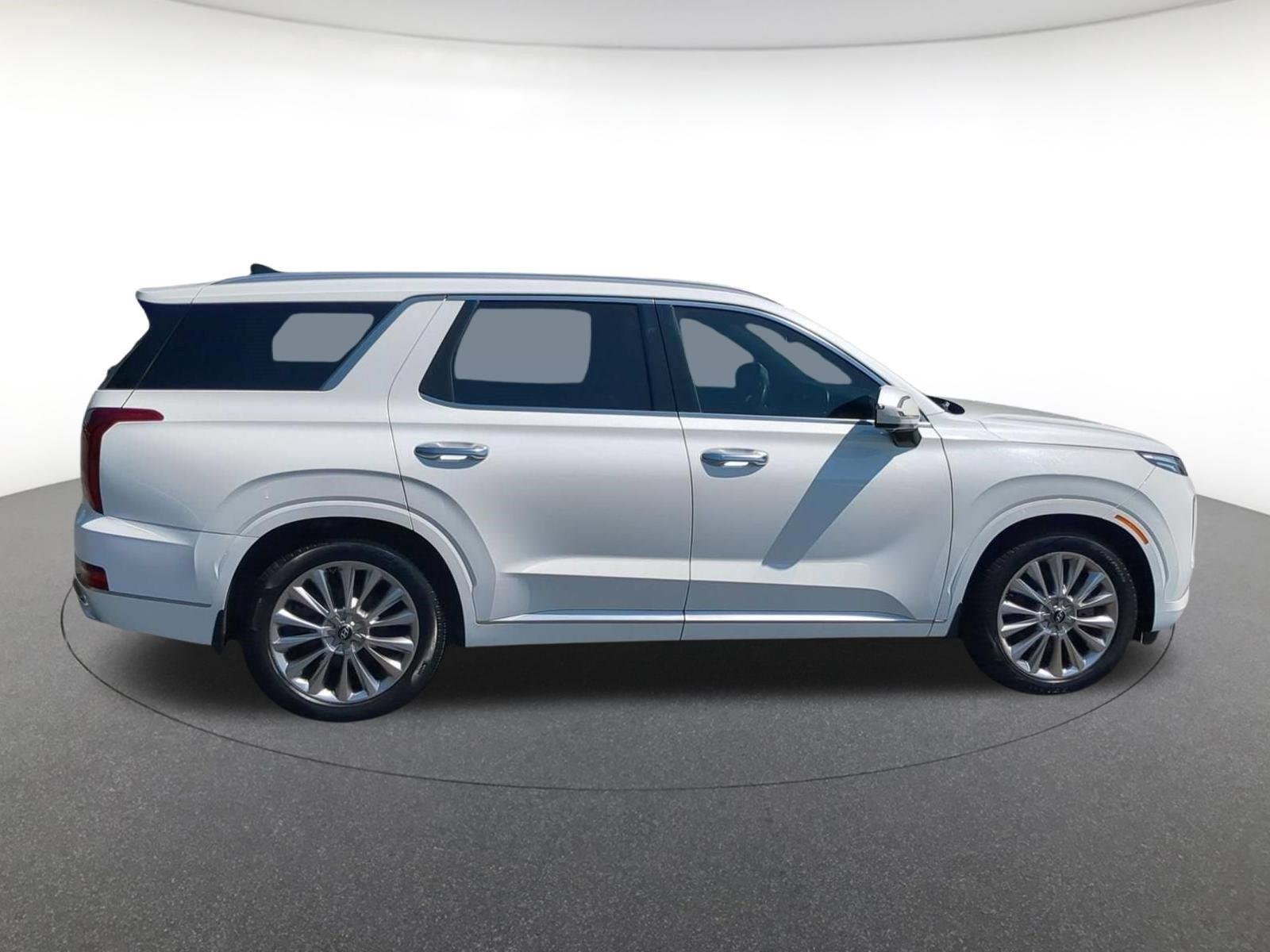 Used 2020 Hyper White Hyundai Limited image 3