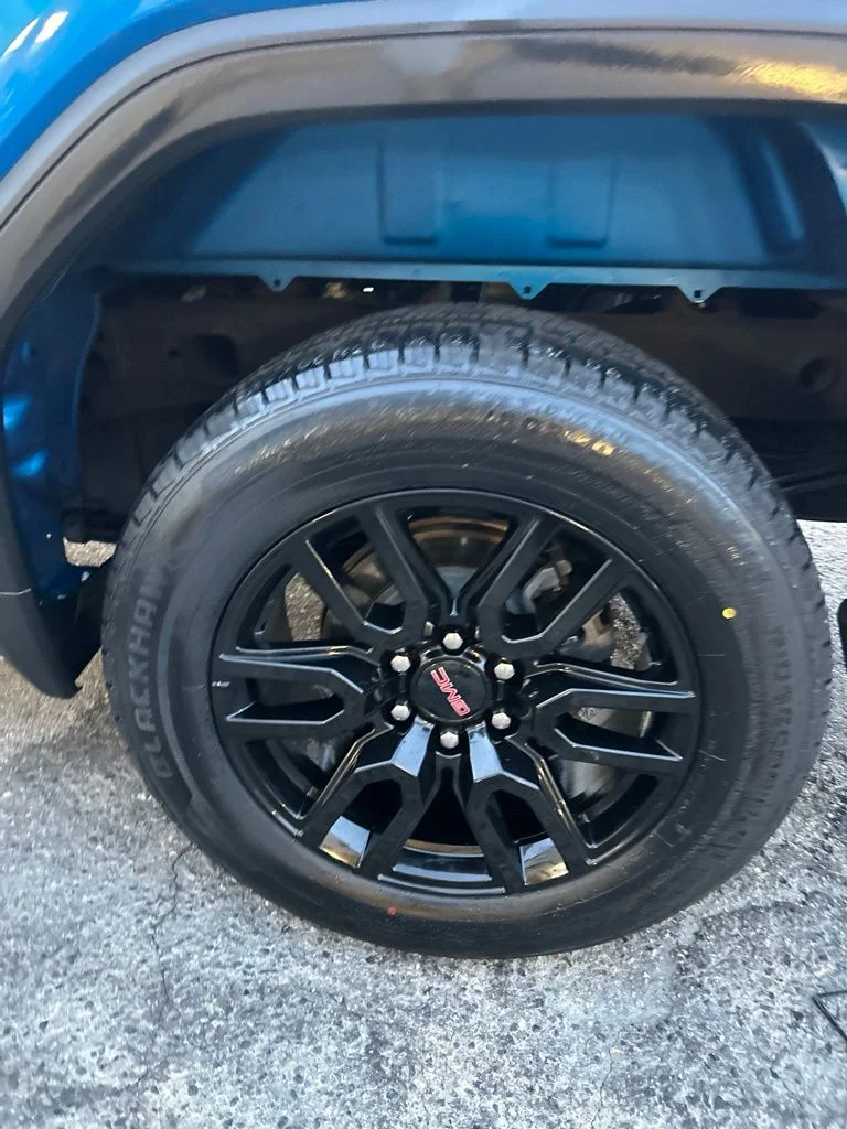 Used 2023 Blue GMC Elevation image 14