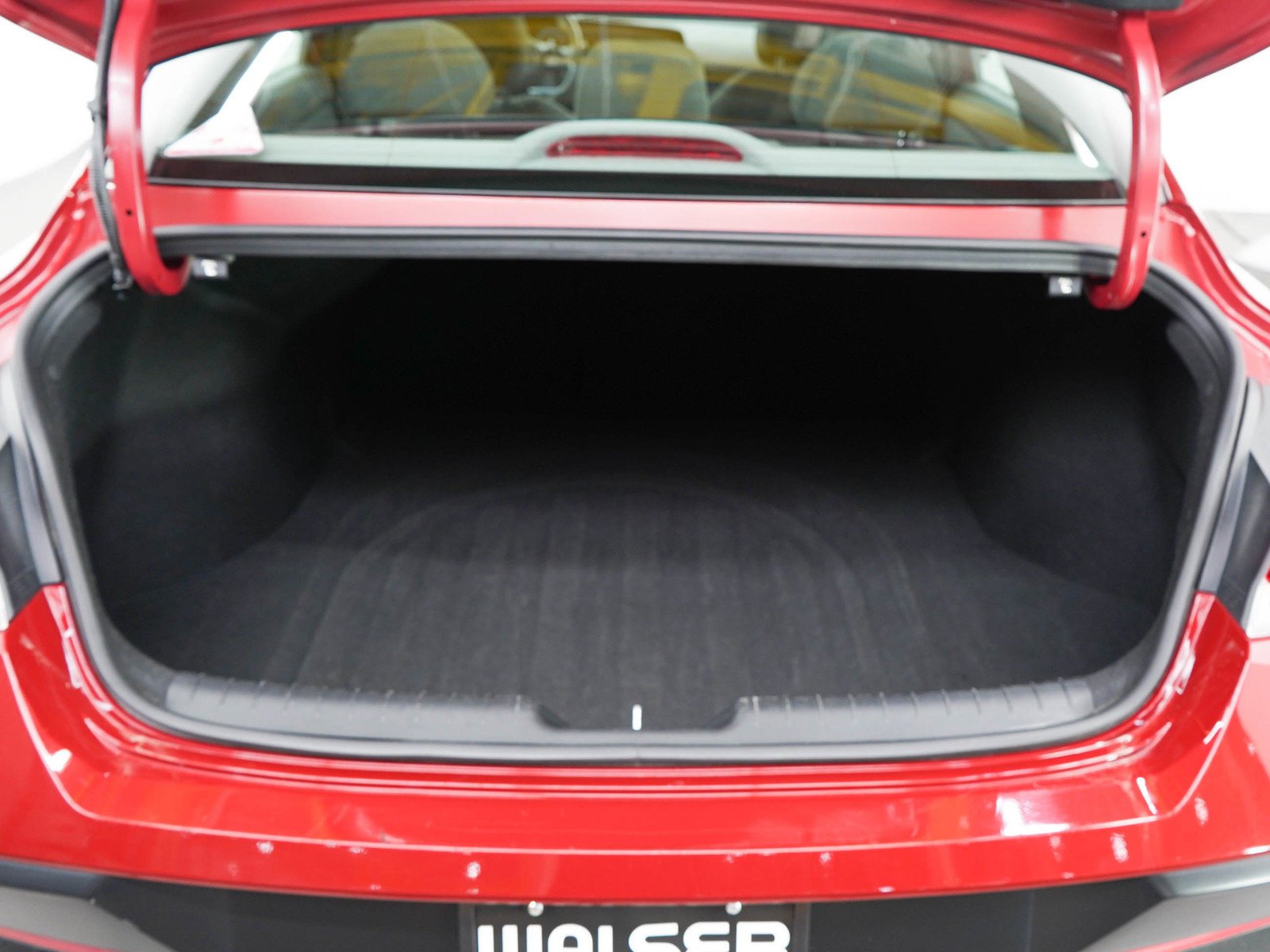 Used 2025 Ultimate Red Hyundai SEL Convenience IVT image 18