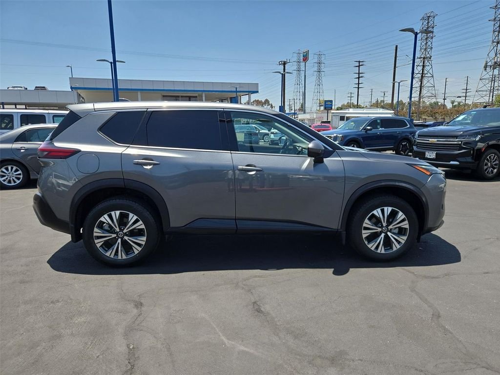 2021 Nissan Rogue SV - Photo 28