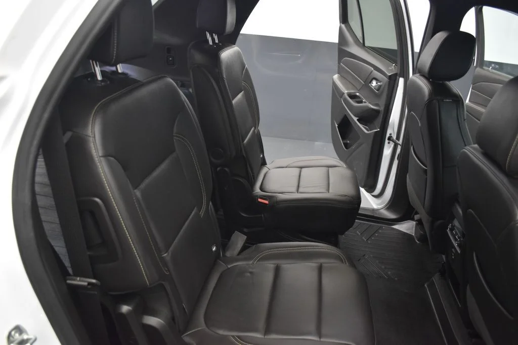 Used 2023 White Chevrolet LT Leather image 22
