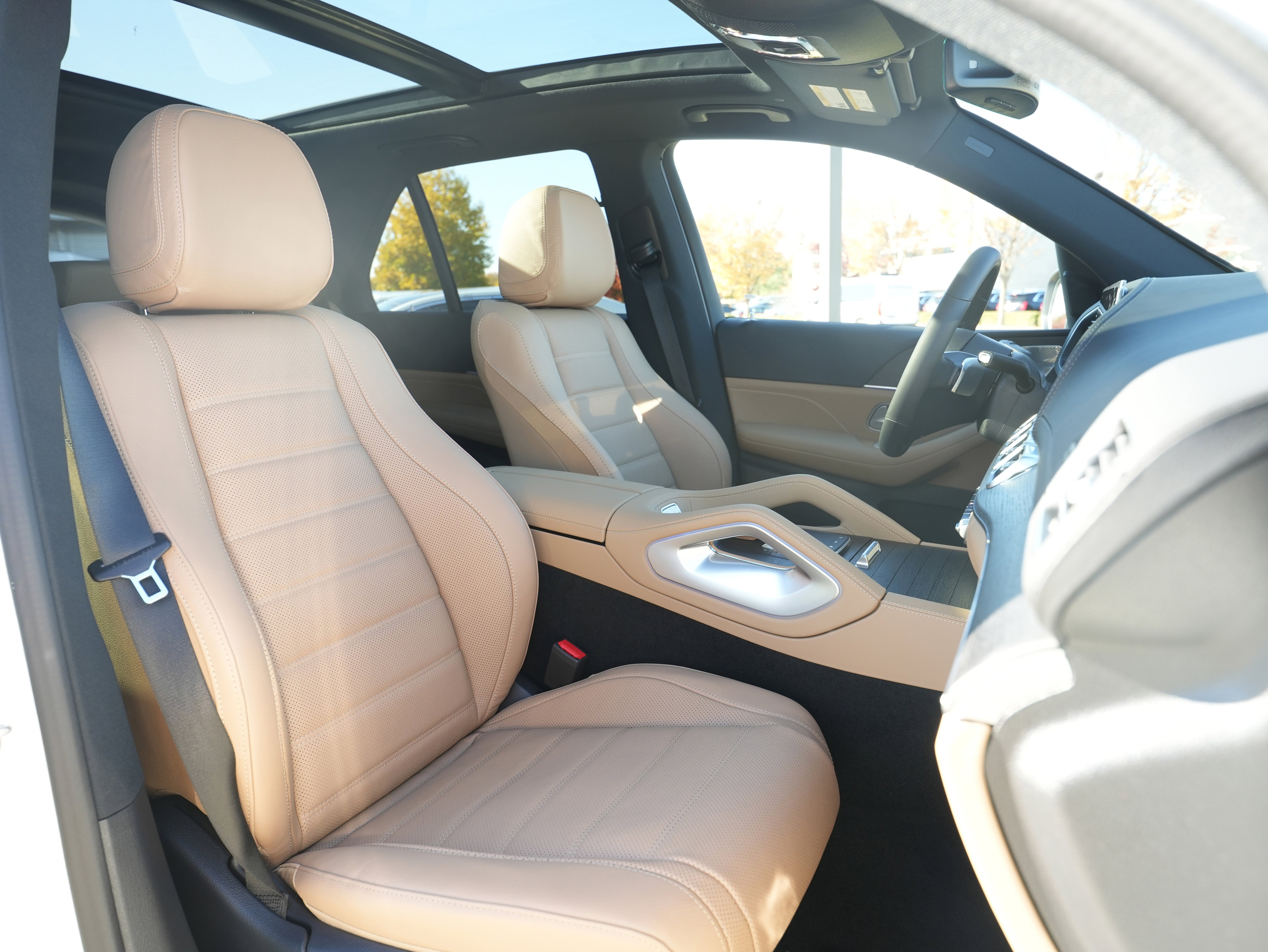 New 2026 POLAR WHITE Mercedes-Benz GLE 350 image 37