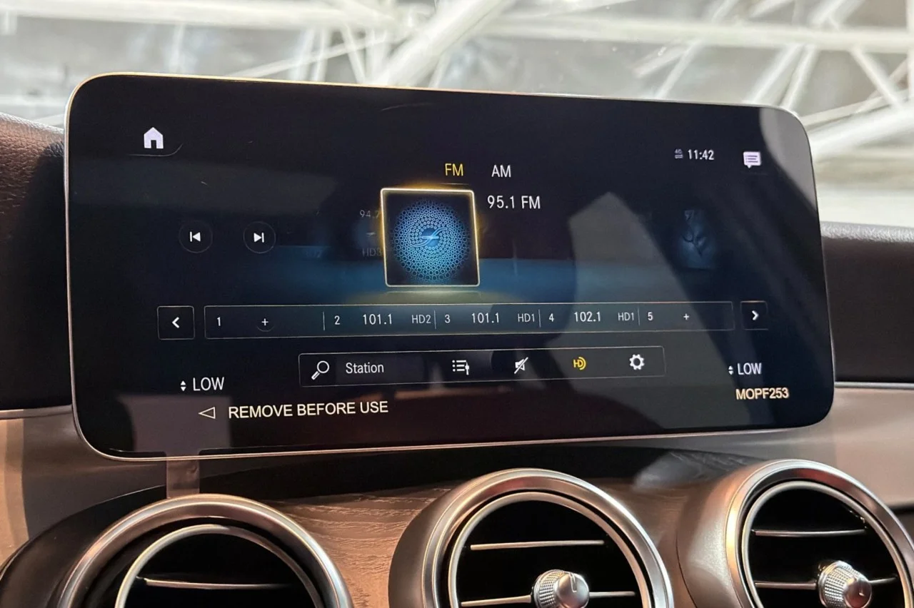 Certified Used 2022 Black Mercedes-Benz GLC 300 image 16