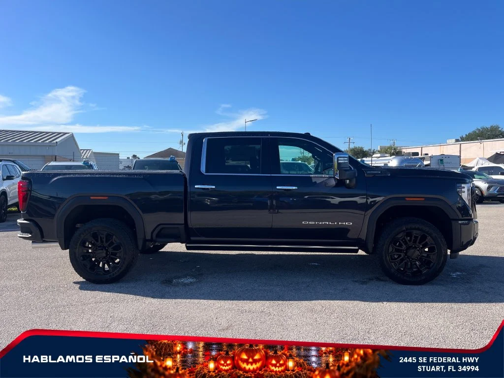 New 2026 Titanium Rush Metallic GMC Denali Ultimate image 8