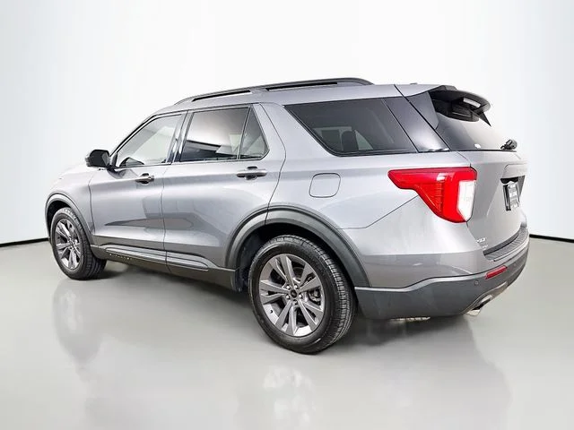 Used 2022 Gray Ford XLT image 5