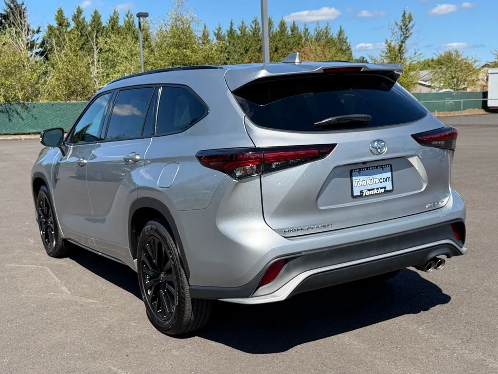 Used 2025 Celestial Silver Metallic Toyota XSE image 6