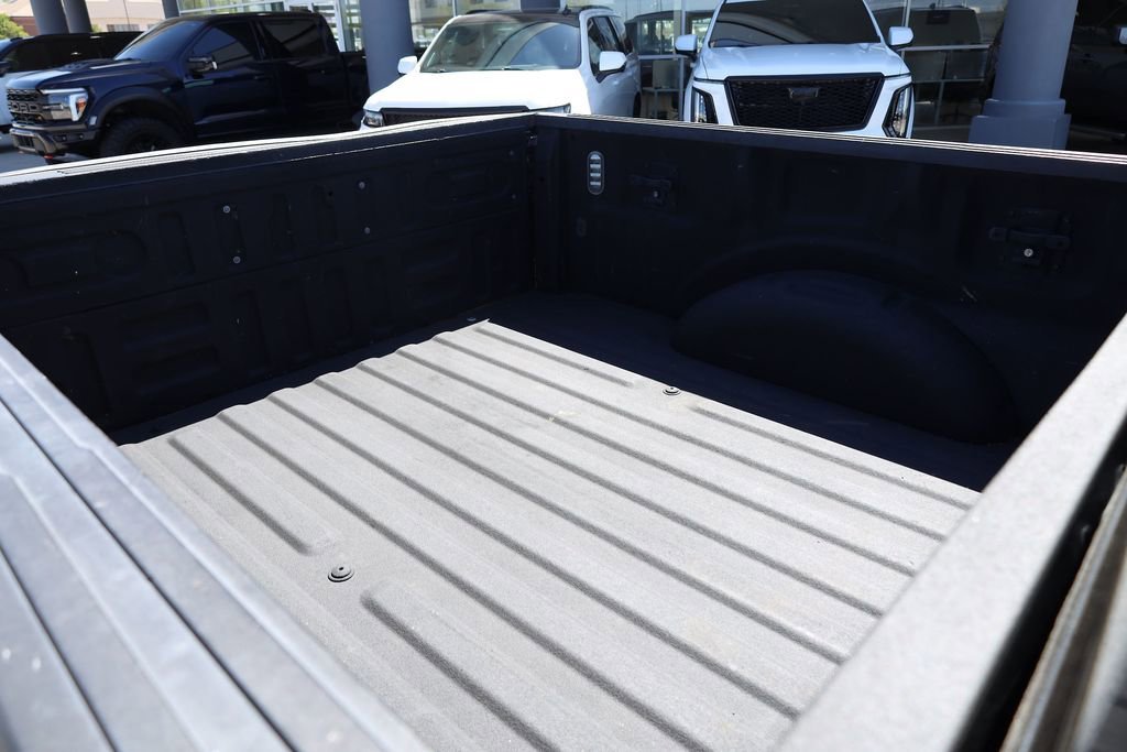 Used 2015 Magnetic Metallic Ford Lariat image 23