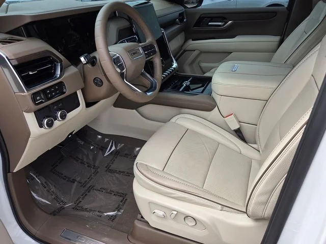 Used 2025 White GMC Denali image 8