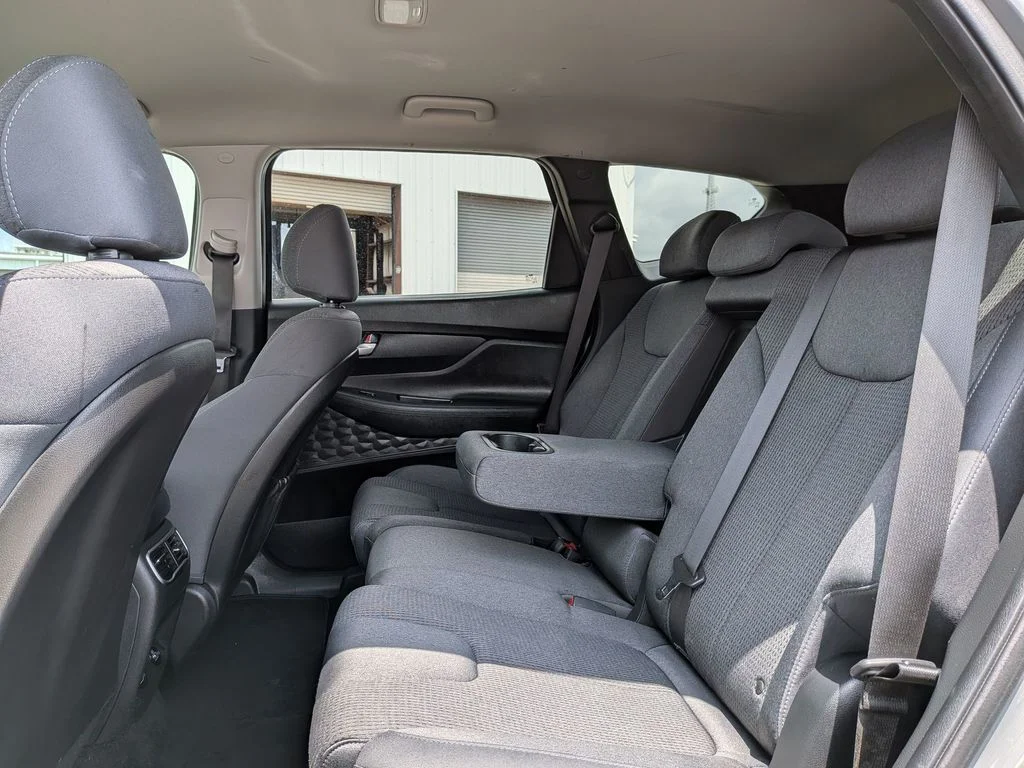 Used 2023 Gray Hyundai SE image 25