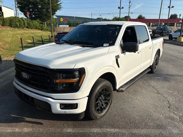 Used 2024 White Ford XLT image 2