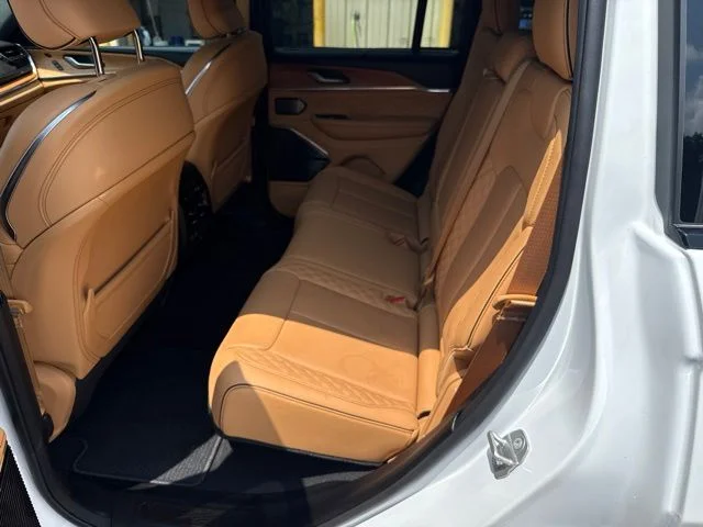 Used 2024 White Jeep Summit Reserve image 17