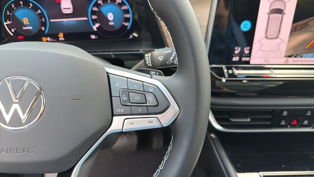 New 2026 Pure Gray Volkswagen SE w/Technology image 23