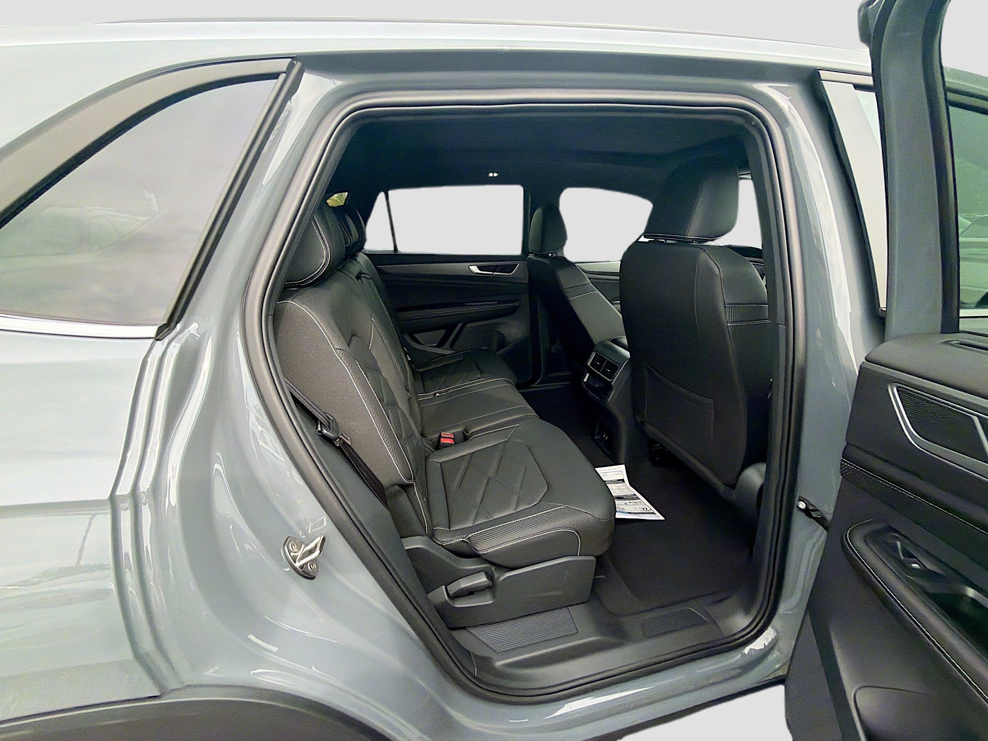 New 2026 Gray Volkswagen 2.0T SE w/Technology image 22