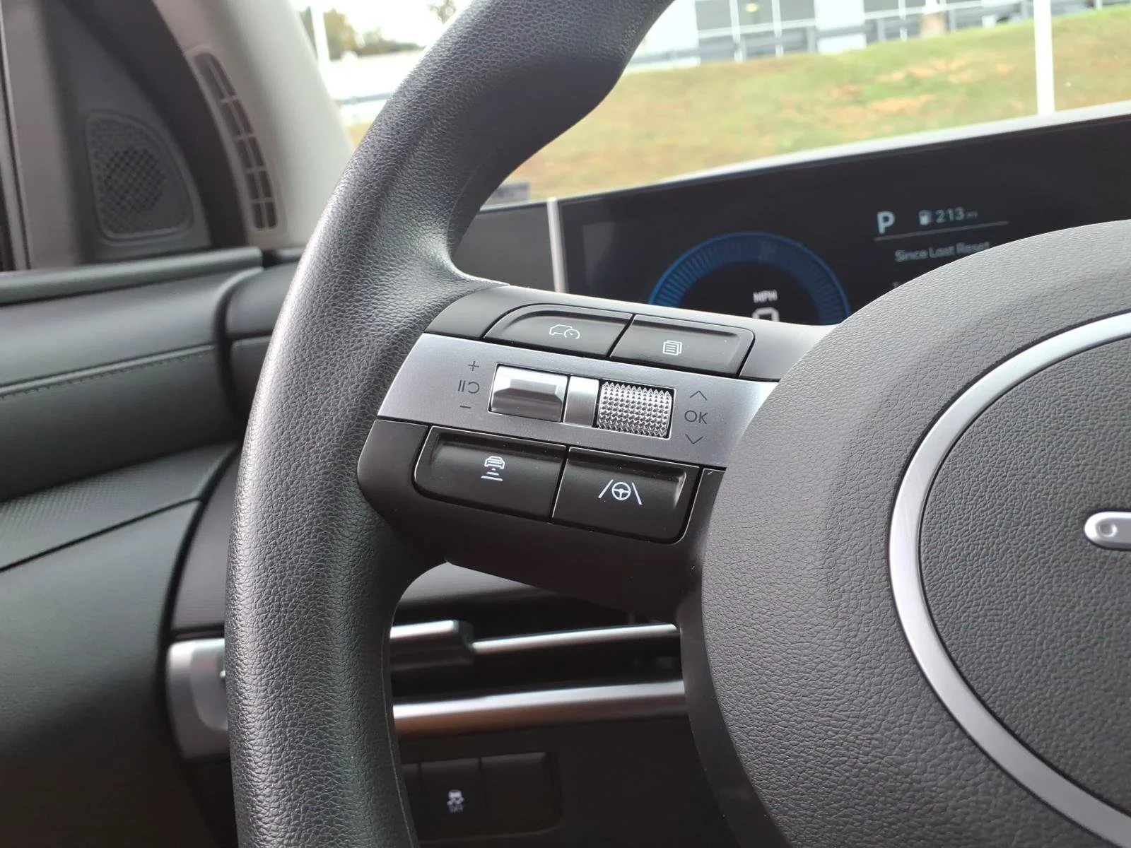 2026 Hyundai Tucson SE - Photo 29