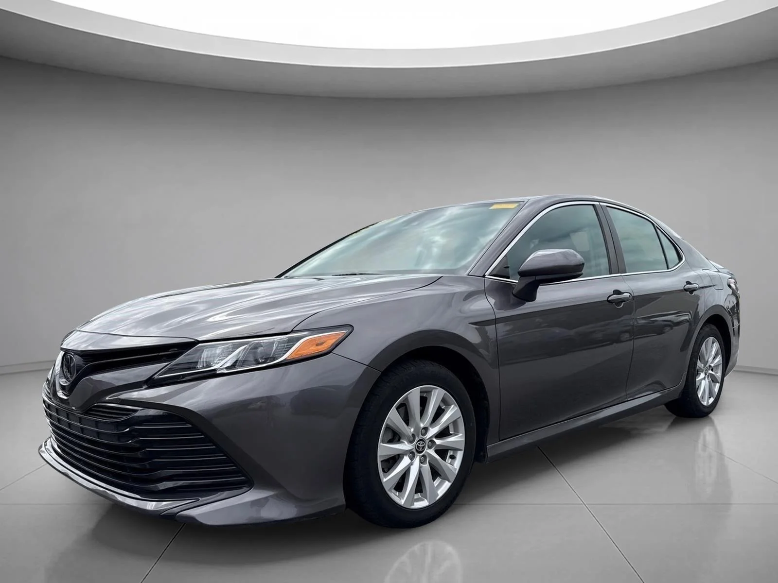 Used 2020 Predawn Gray Mica Toyota LE image 1
