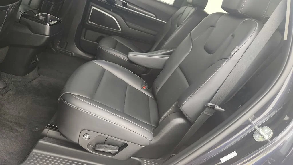 Used 2025 Gray Kia S image 26
