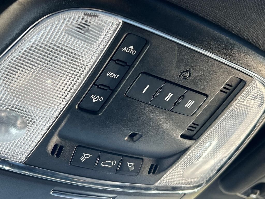 Used 2021 Black Jeep Laredo X image 30