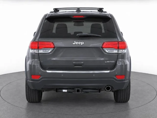 Used 2019 Granite Crystal Metallic Clearcoat Jeep Limited image 6