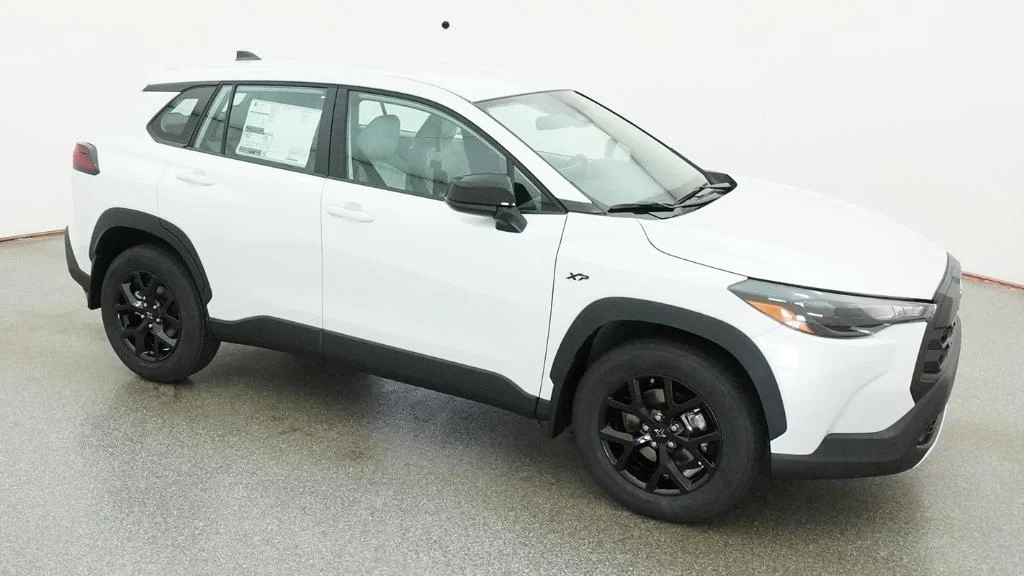 New 2026 Wind Chill Pearl Toyota L image 8