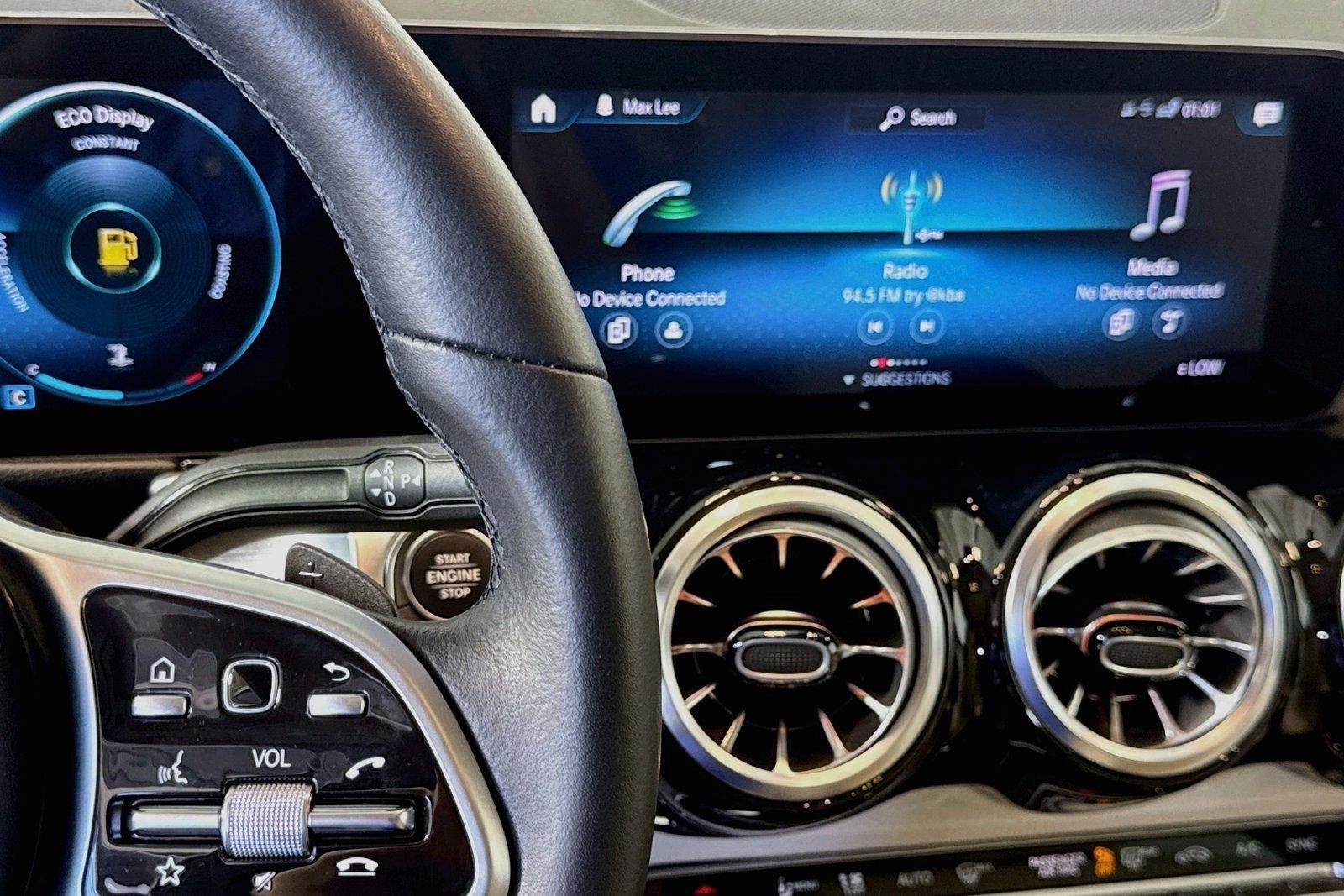 Used 2022 Denim Blue Metallic Mercedes-Benz GLB 250 image 16
